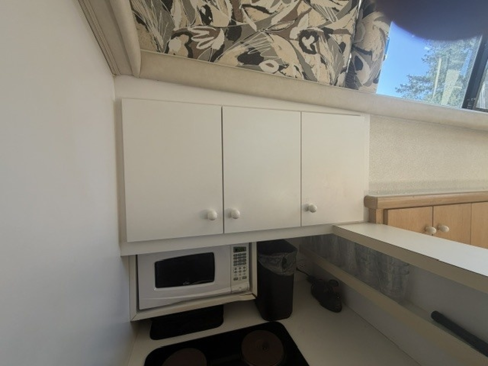 Galley storage