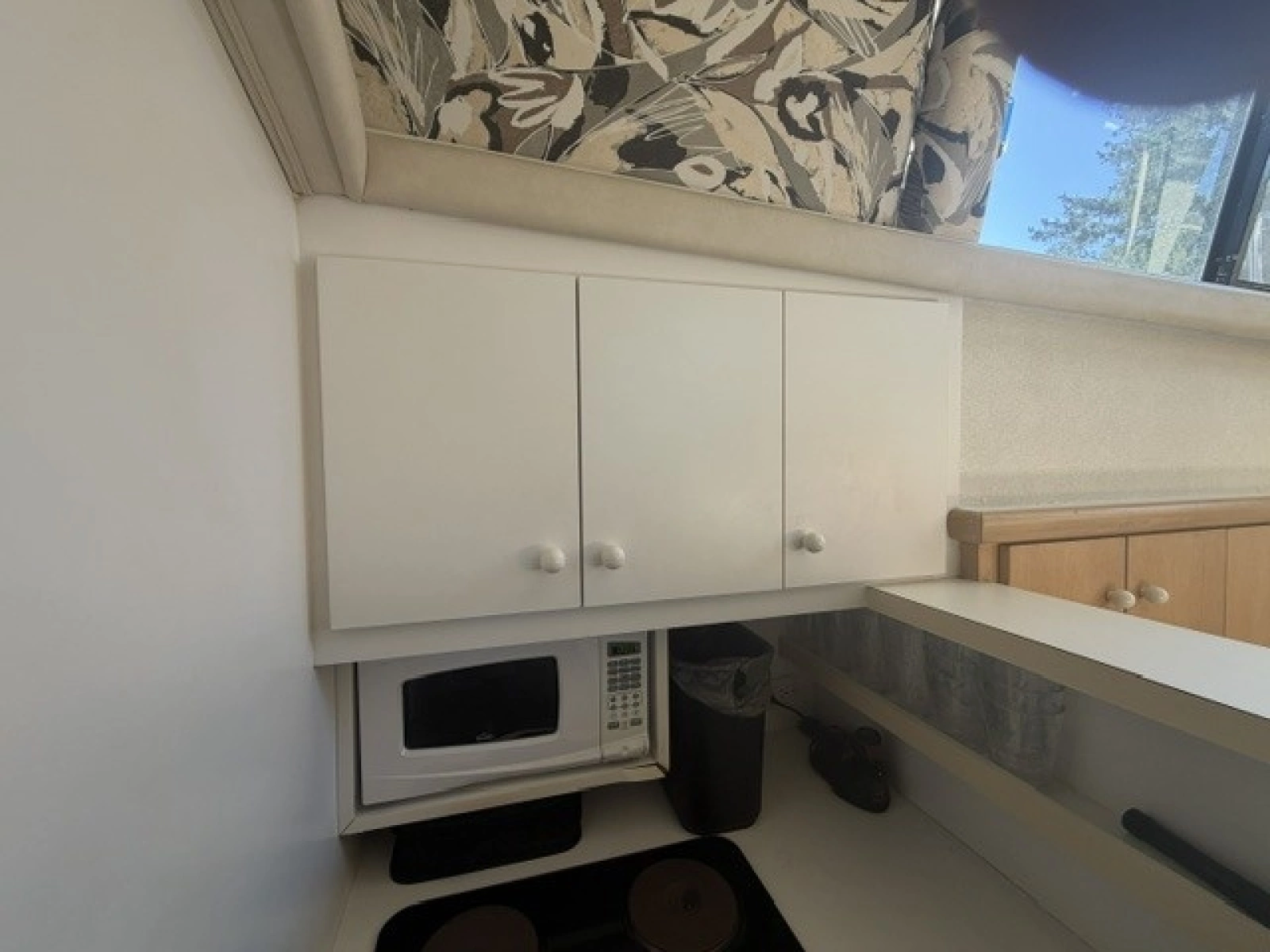 Galley storage