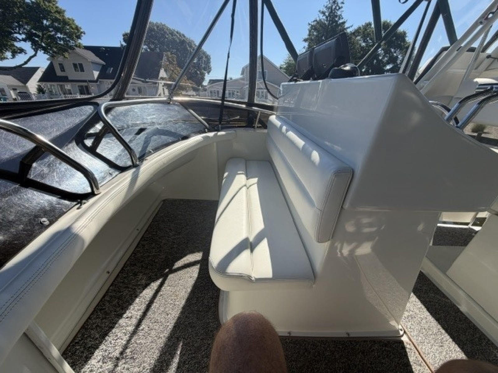 Bridge fwd seat