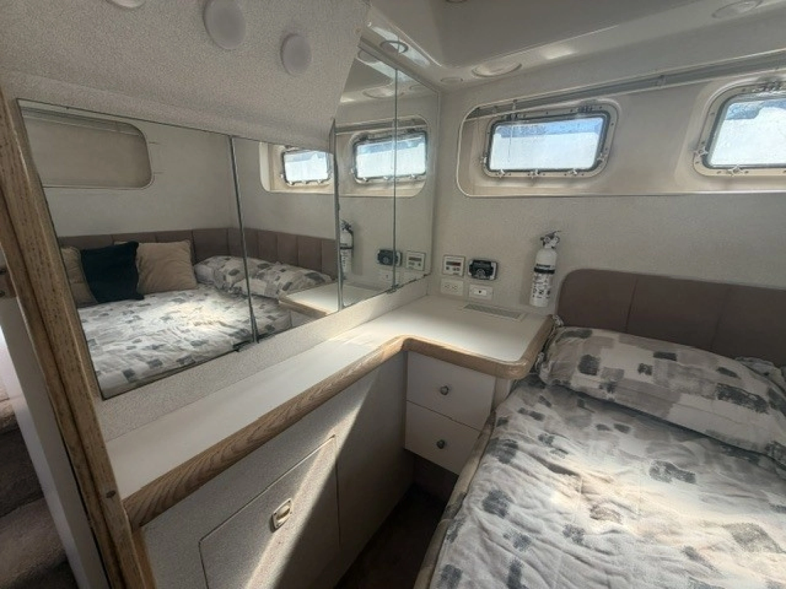 Aft stateroom 