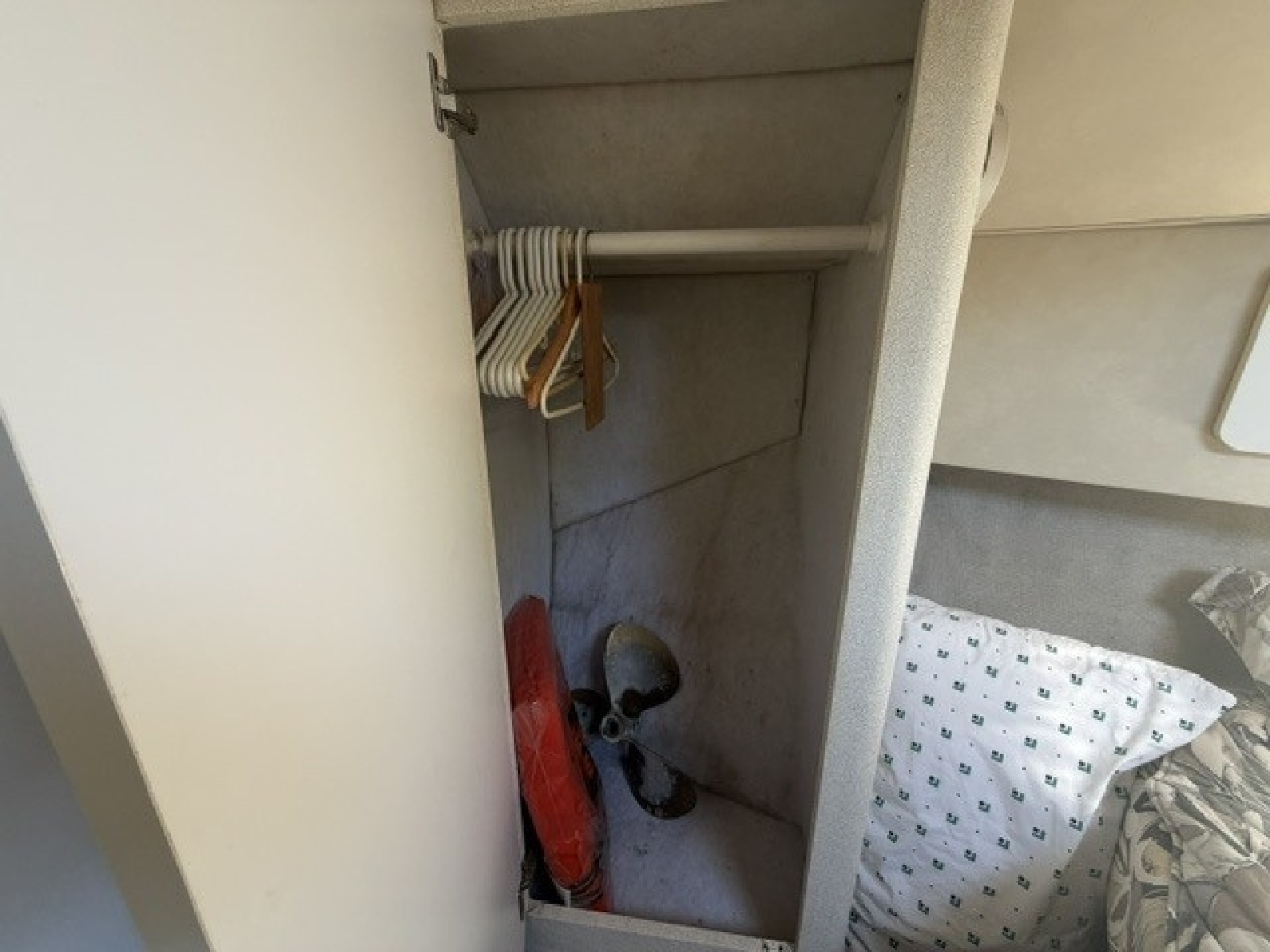 Fwd stateroom port hanging locker