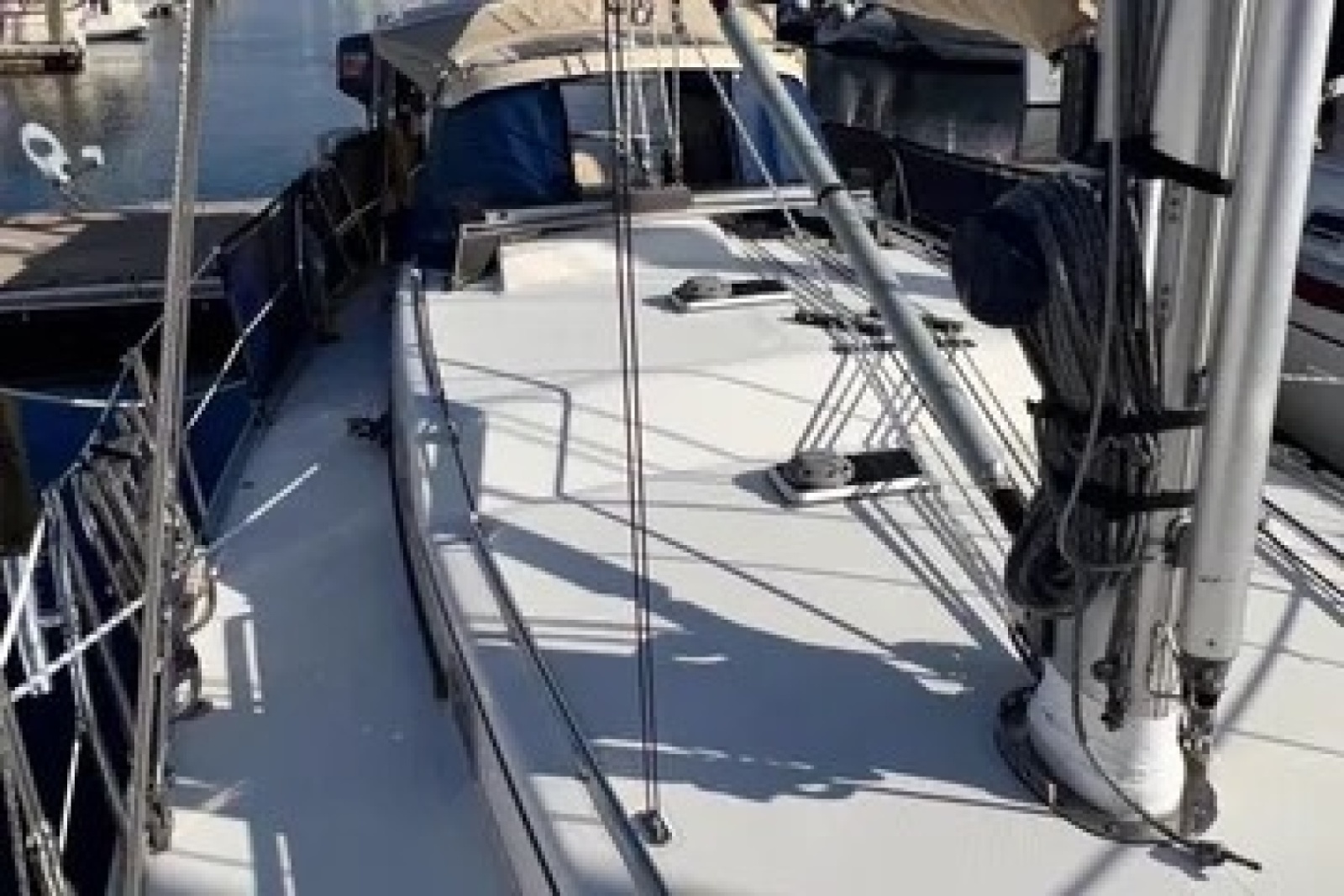 2011 Reliance 44