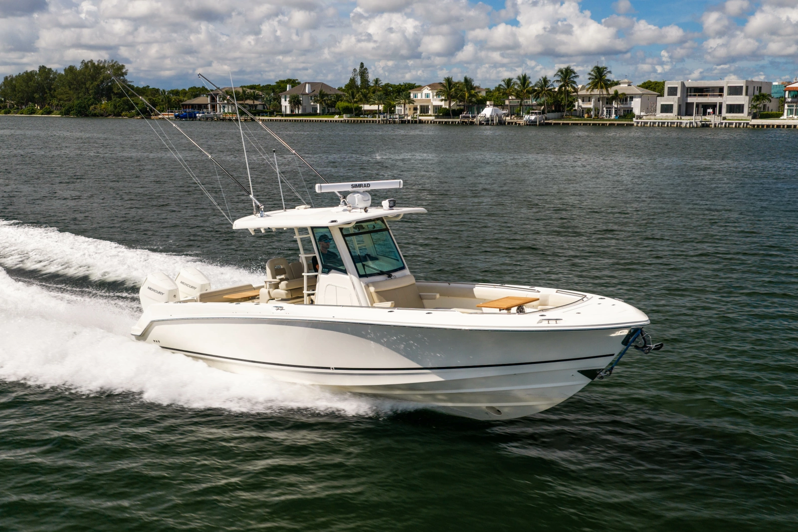 2024 Boston Whaler 330 Outrage