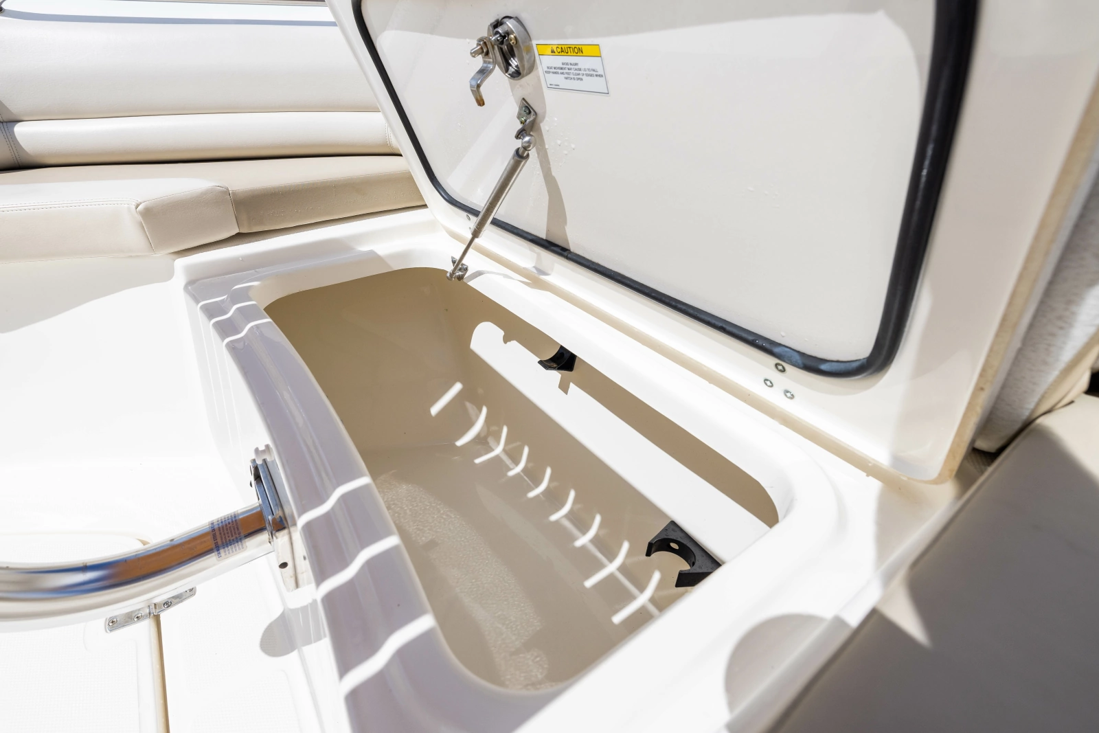 2024 Boston Whaler 330 Outrage