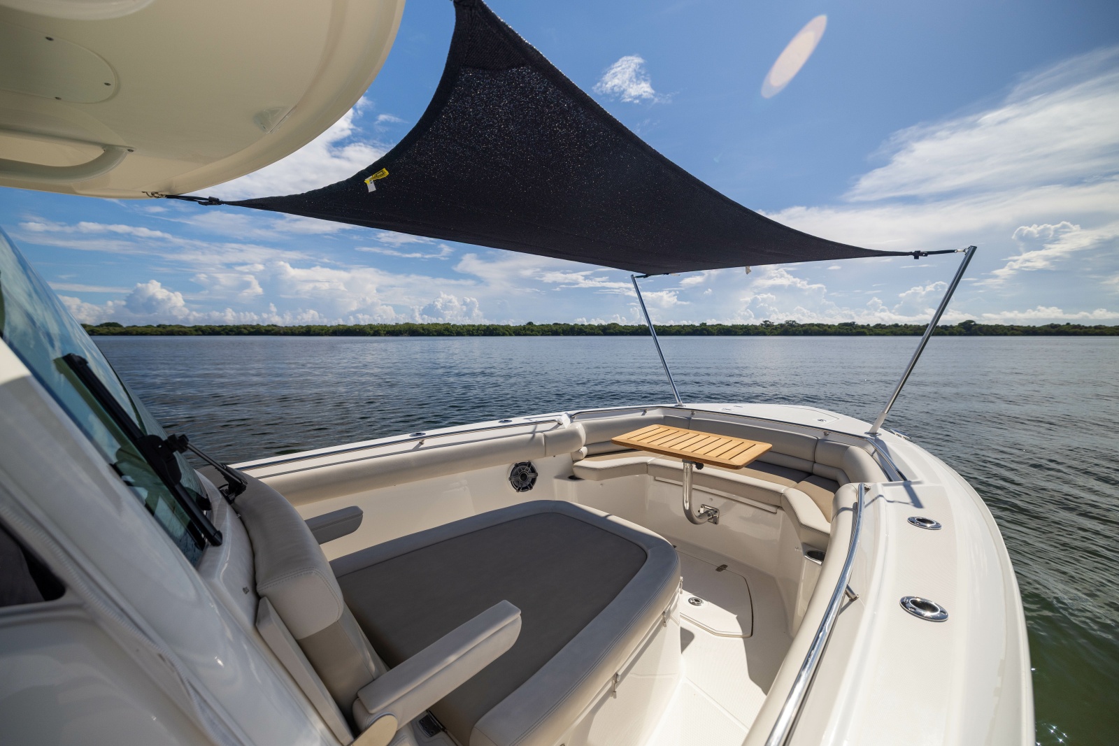 2024 Boston Whaler 330 Outrage