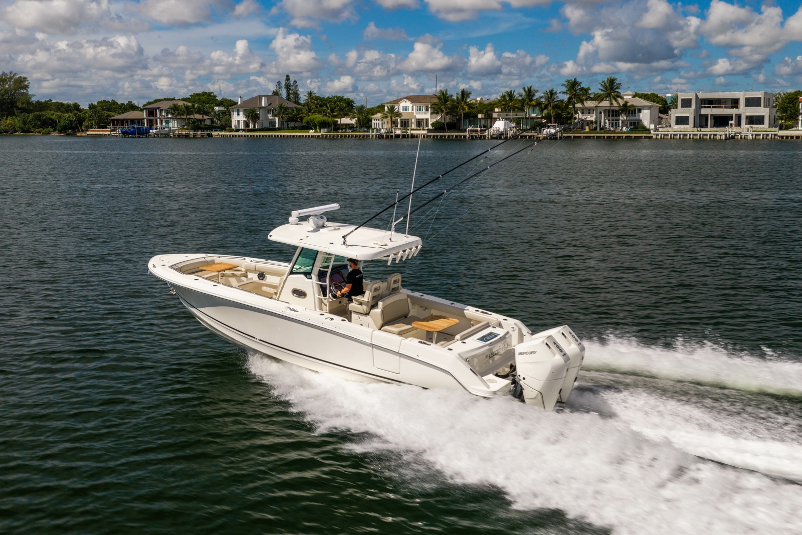 2024 Boston Whaler 330 Outrage