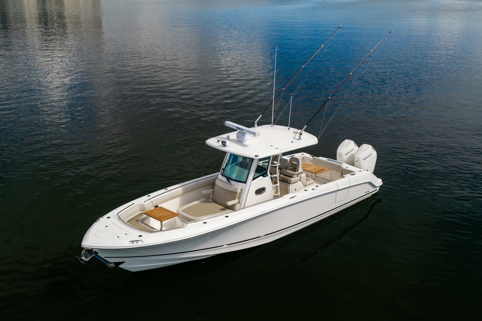 2024 Boston Whaler 330 Outrage