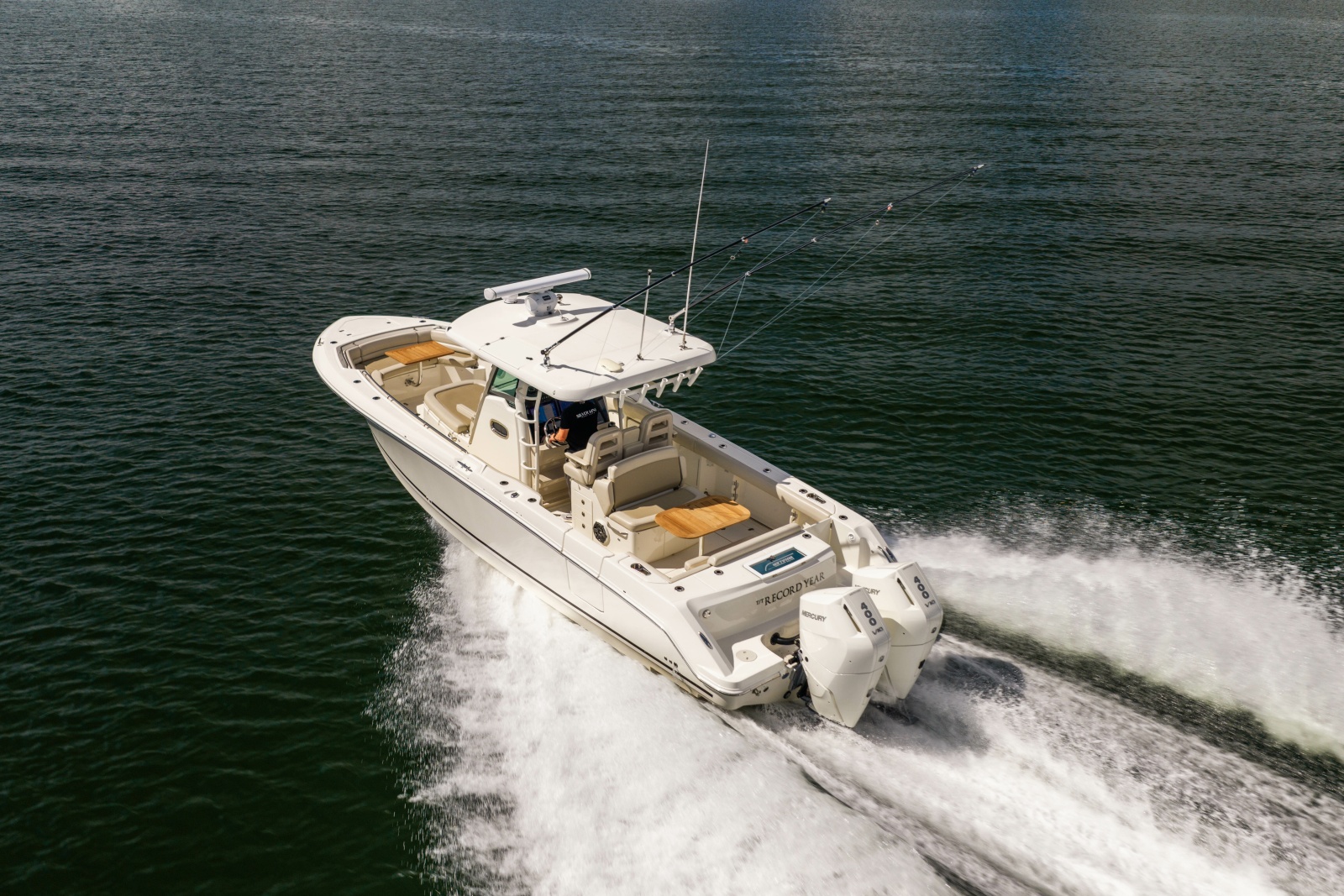 2024 Boston Whaler 330 Outrage