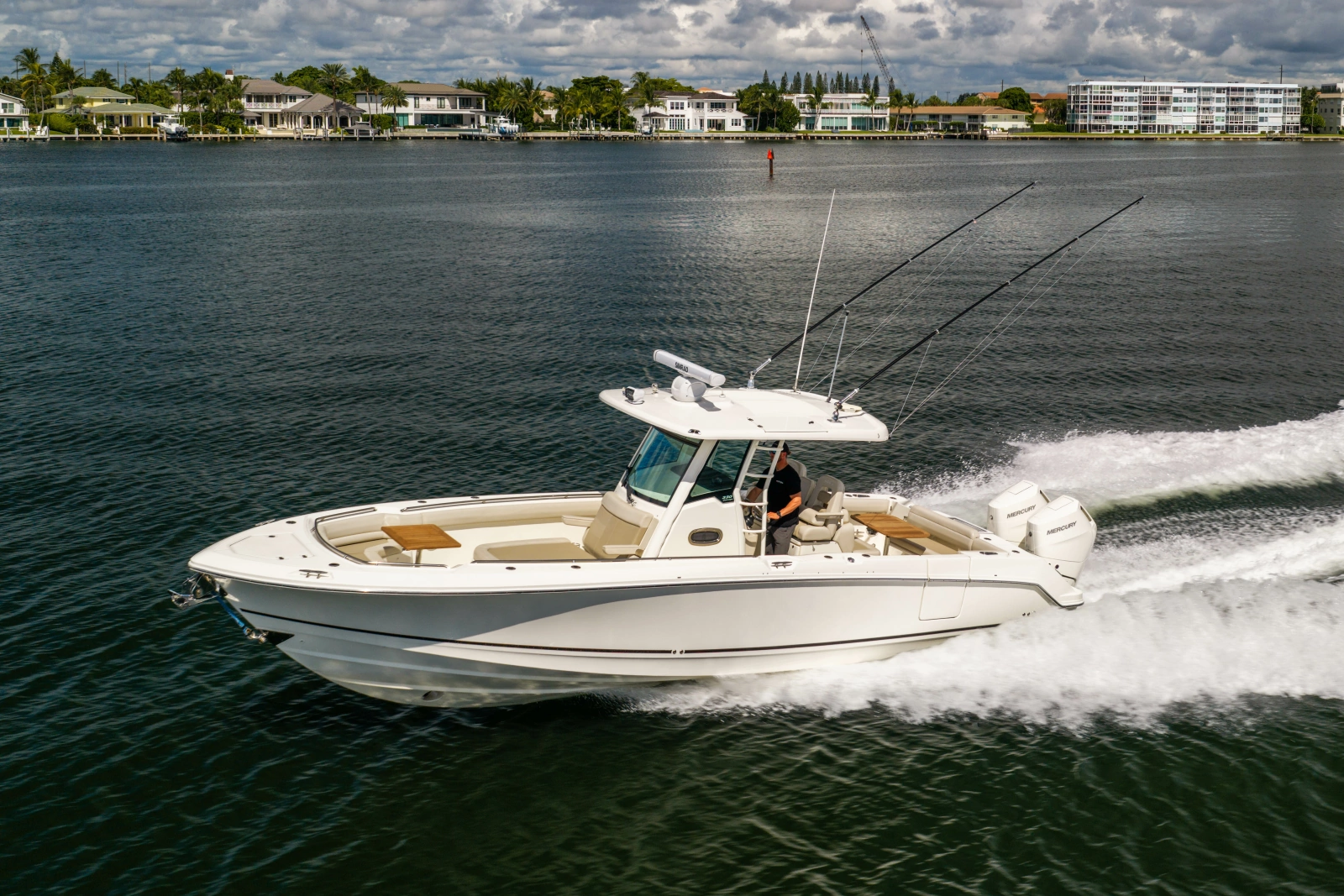 2024 Boston Whaler 330 Outrage