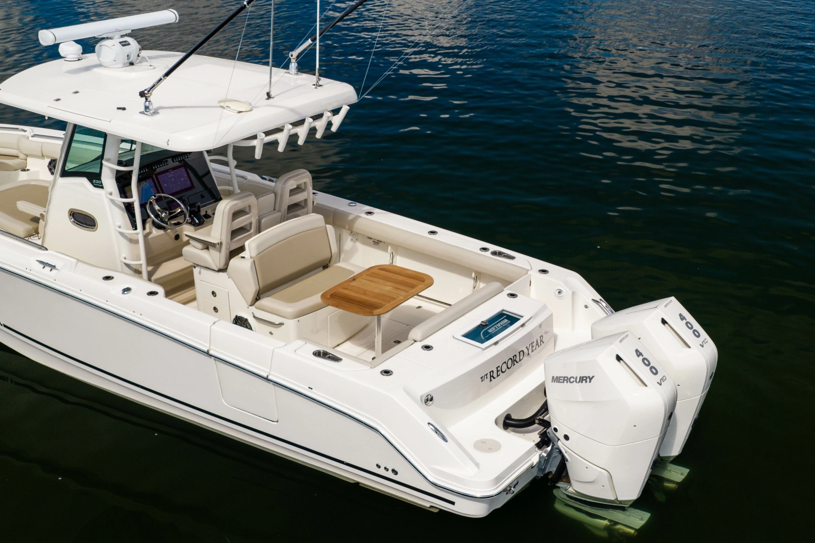 2024 Boston Whaler 330 Outrage