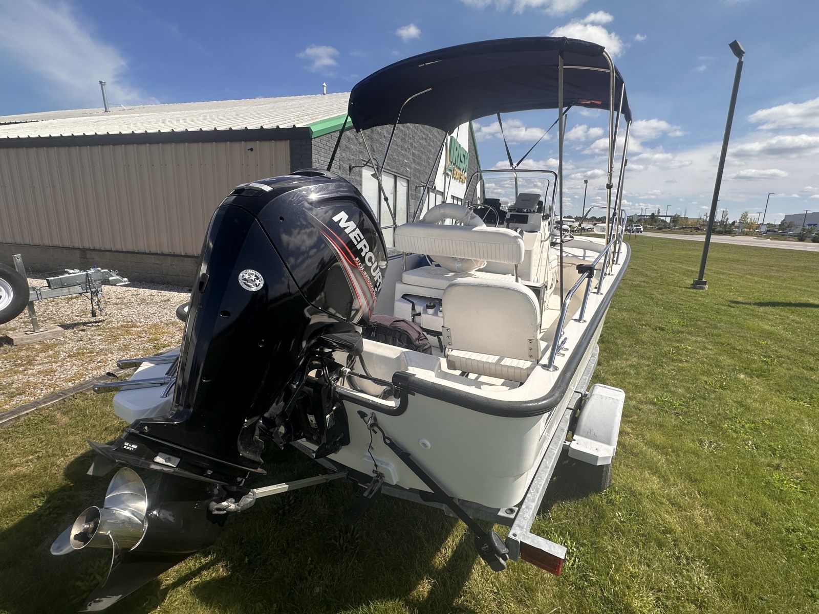 2015 Boston Whaler 170 Montauk