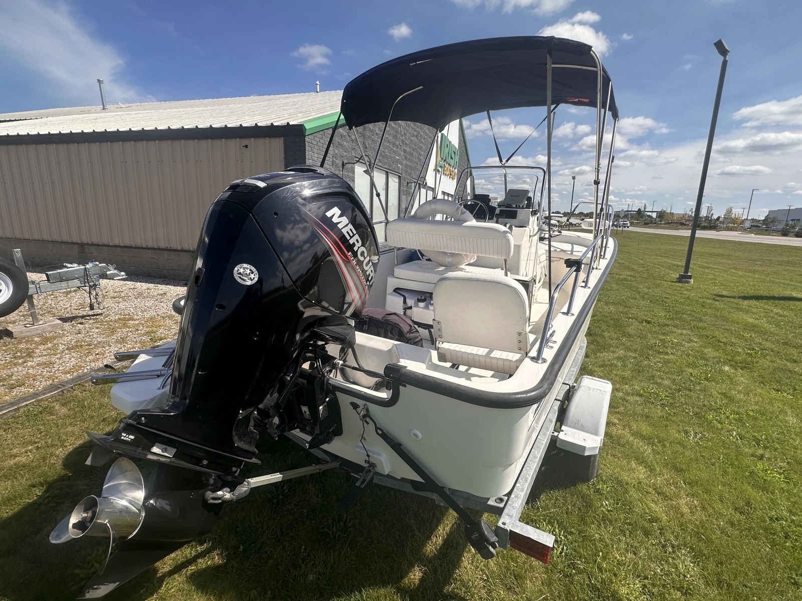 2015 Boston Whaler 170 Montauk