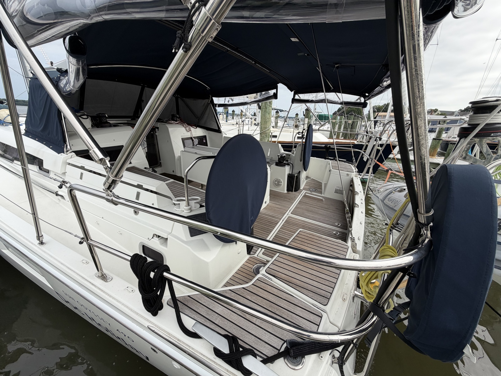 2020 Jeanneau Sun Odyssey 490