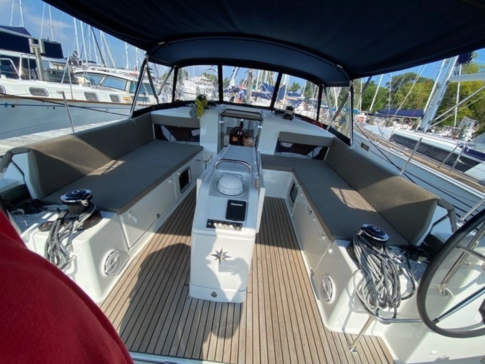 2020 Jeanneau Sun Odyssey 490
