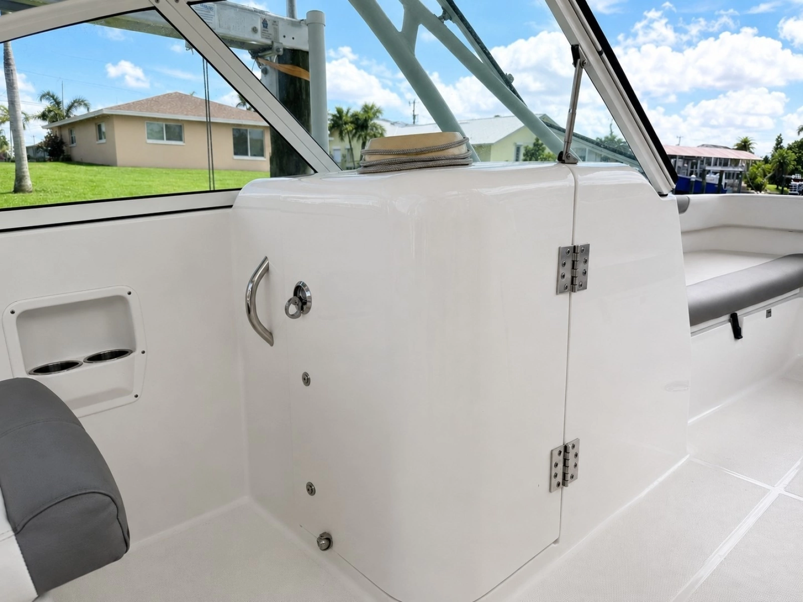 Spirit of Brian 23ft World Cat Yacht For Sale