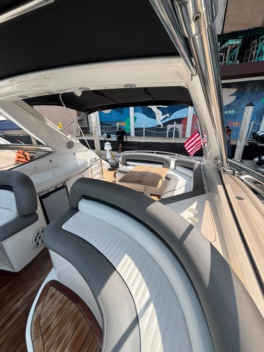 2004 Sunseeker 