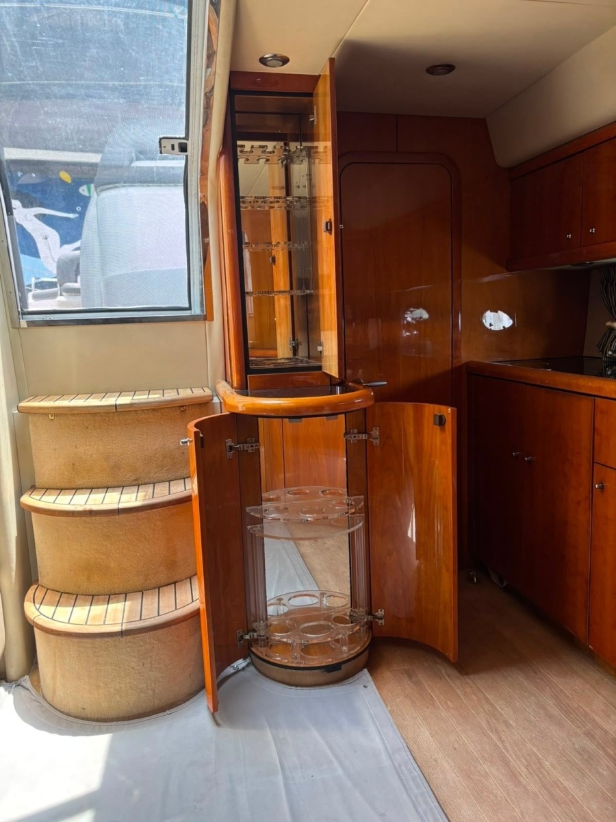 2004 Sunseeker 