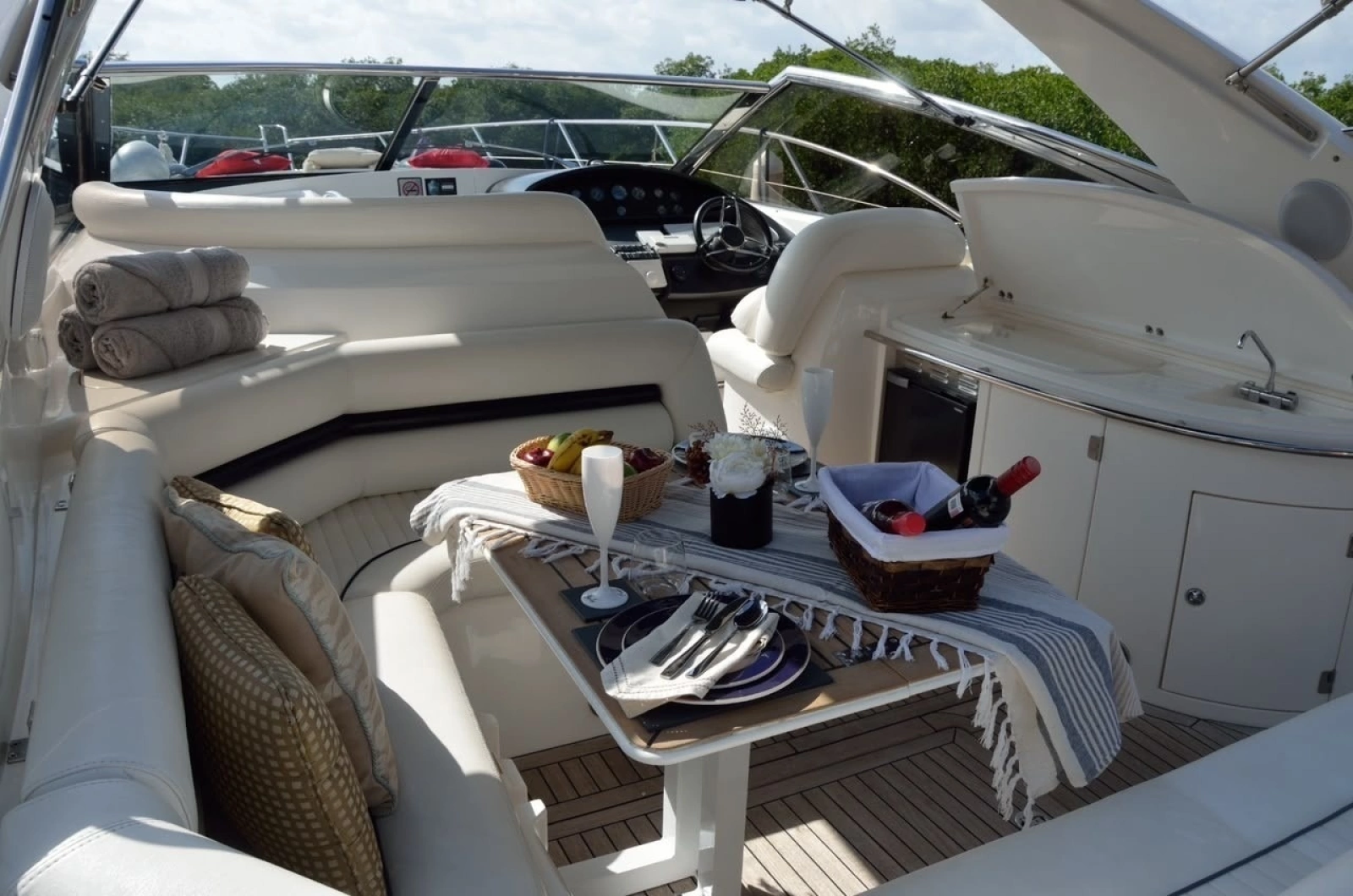 2004 Sunseeker 