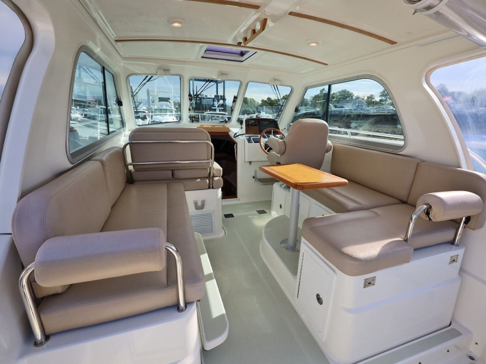 Pilothouse Looking Fwd
