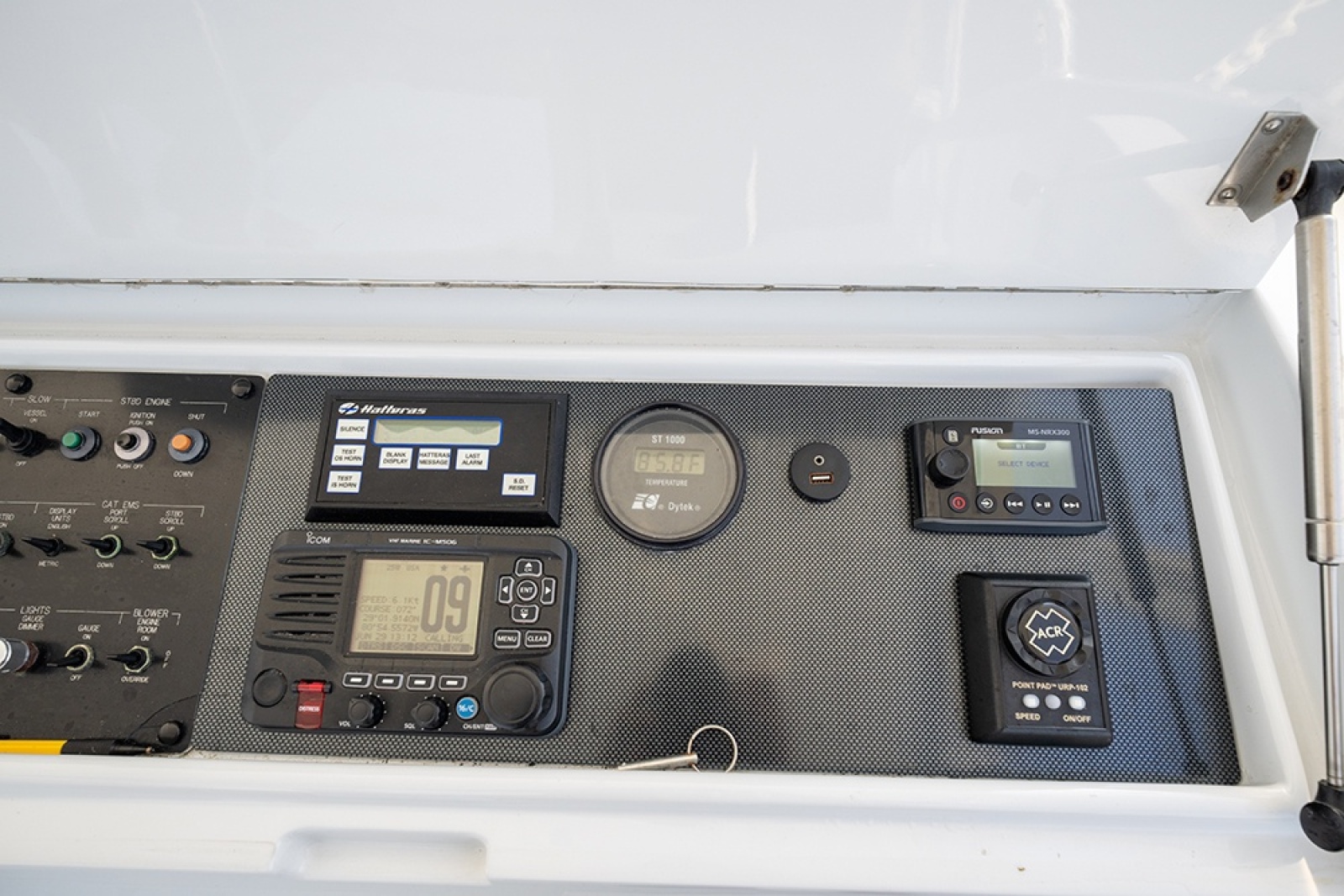Flybridge helm electronics