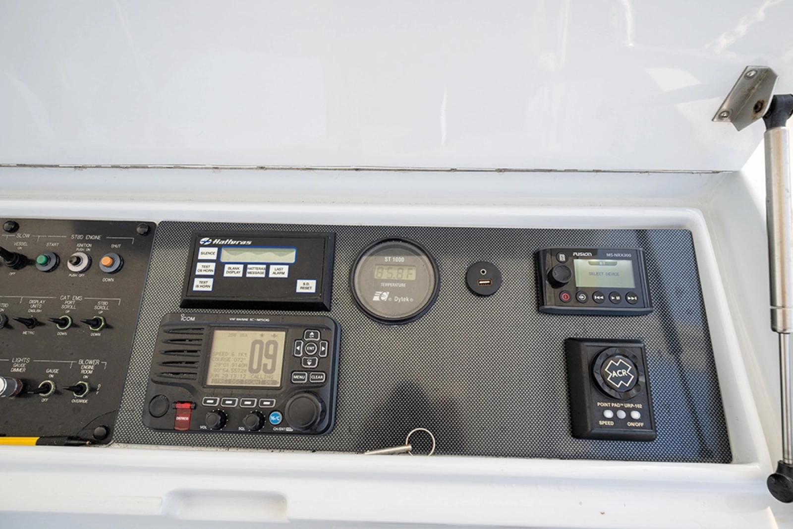 Flybridge helm electronics
