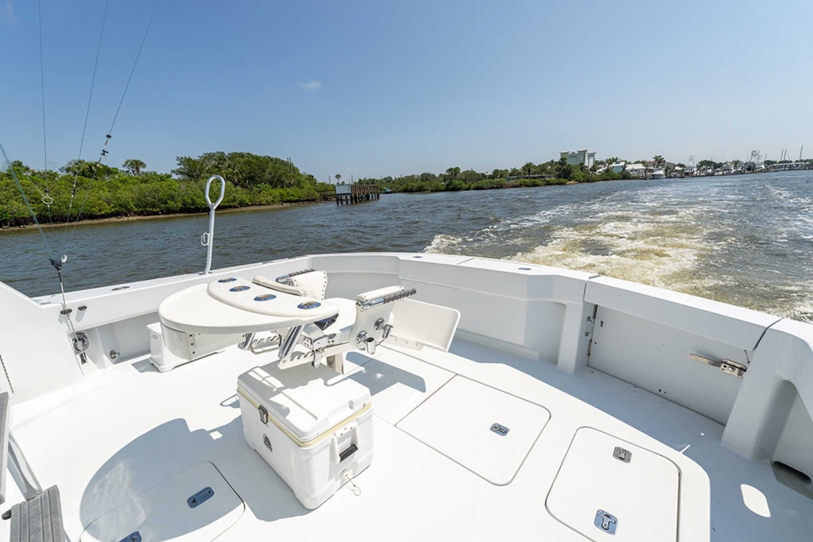 Cockpit sole lazerette/fishbox and access hatch
