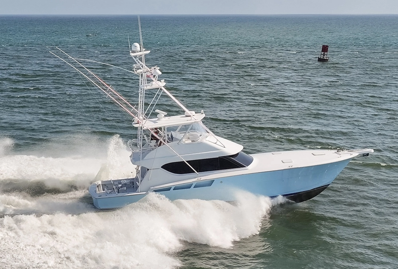 Stbd profile while underway