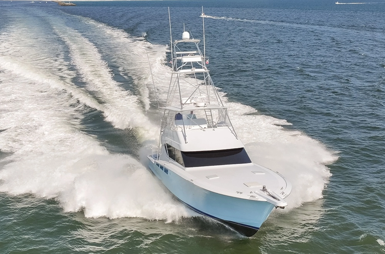 Stbd bow profile