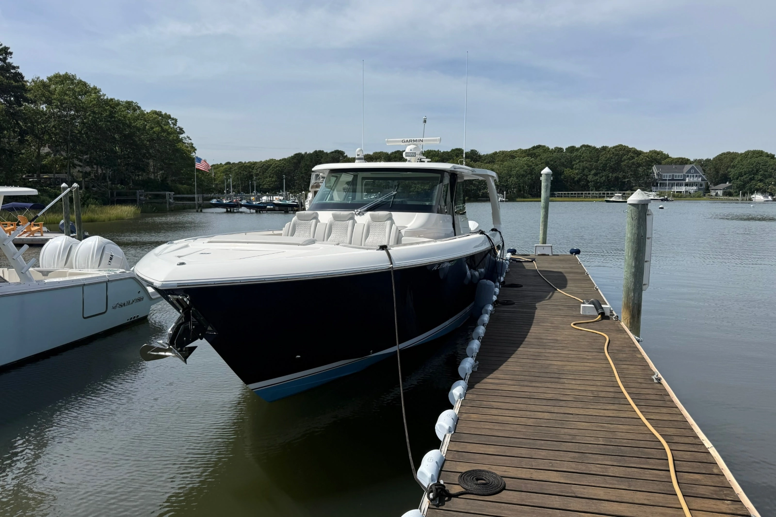2022 Tiara Yachts 48 LS