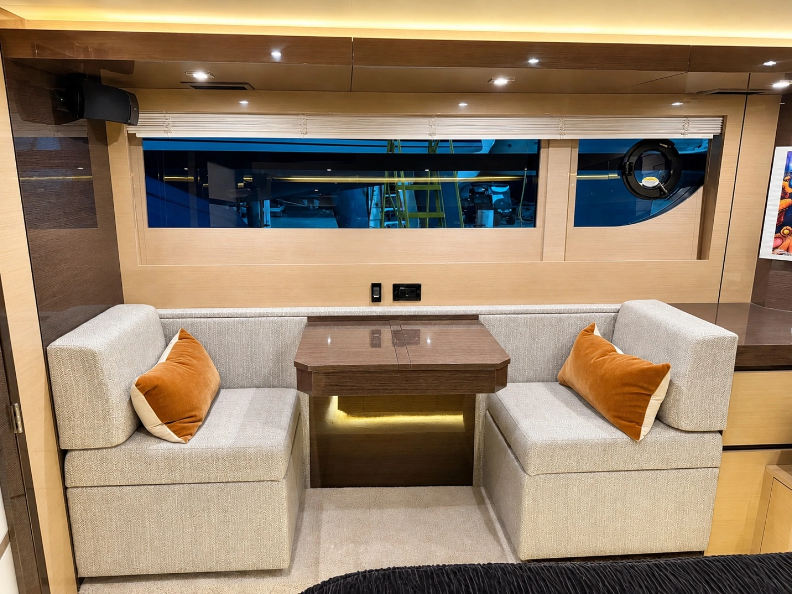 2019 Cruisers 60 FLY