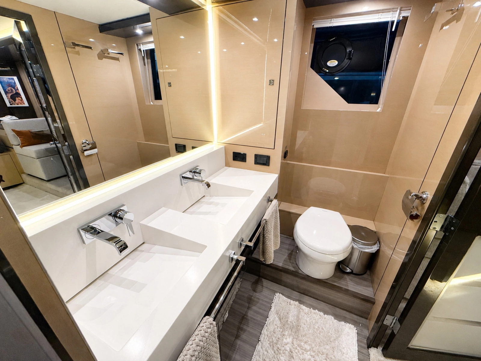 2019 Cruisers 60 FLY