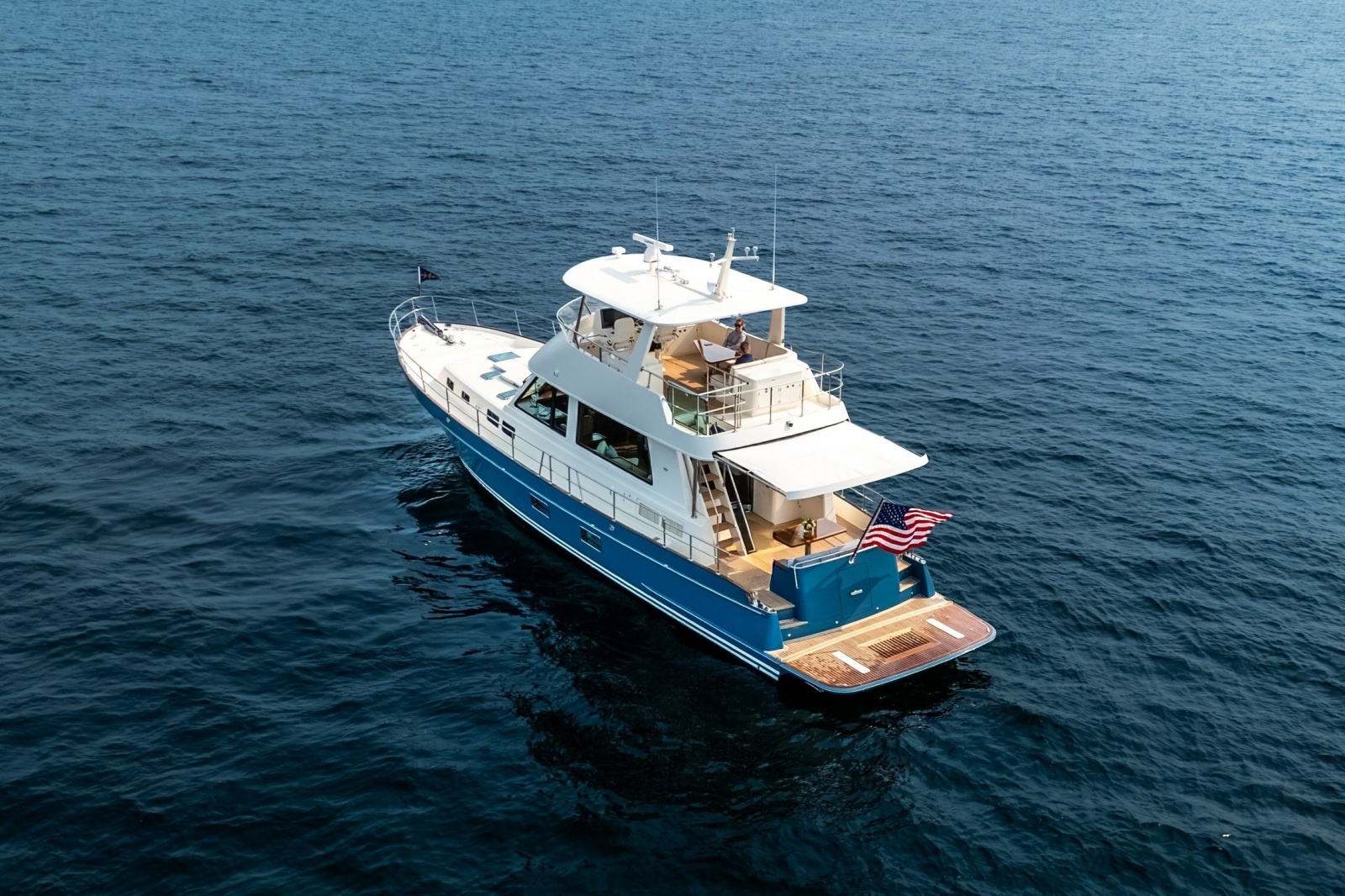 2027 Hunt Yachts 56 Flybridge