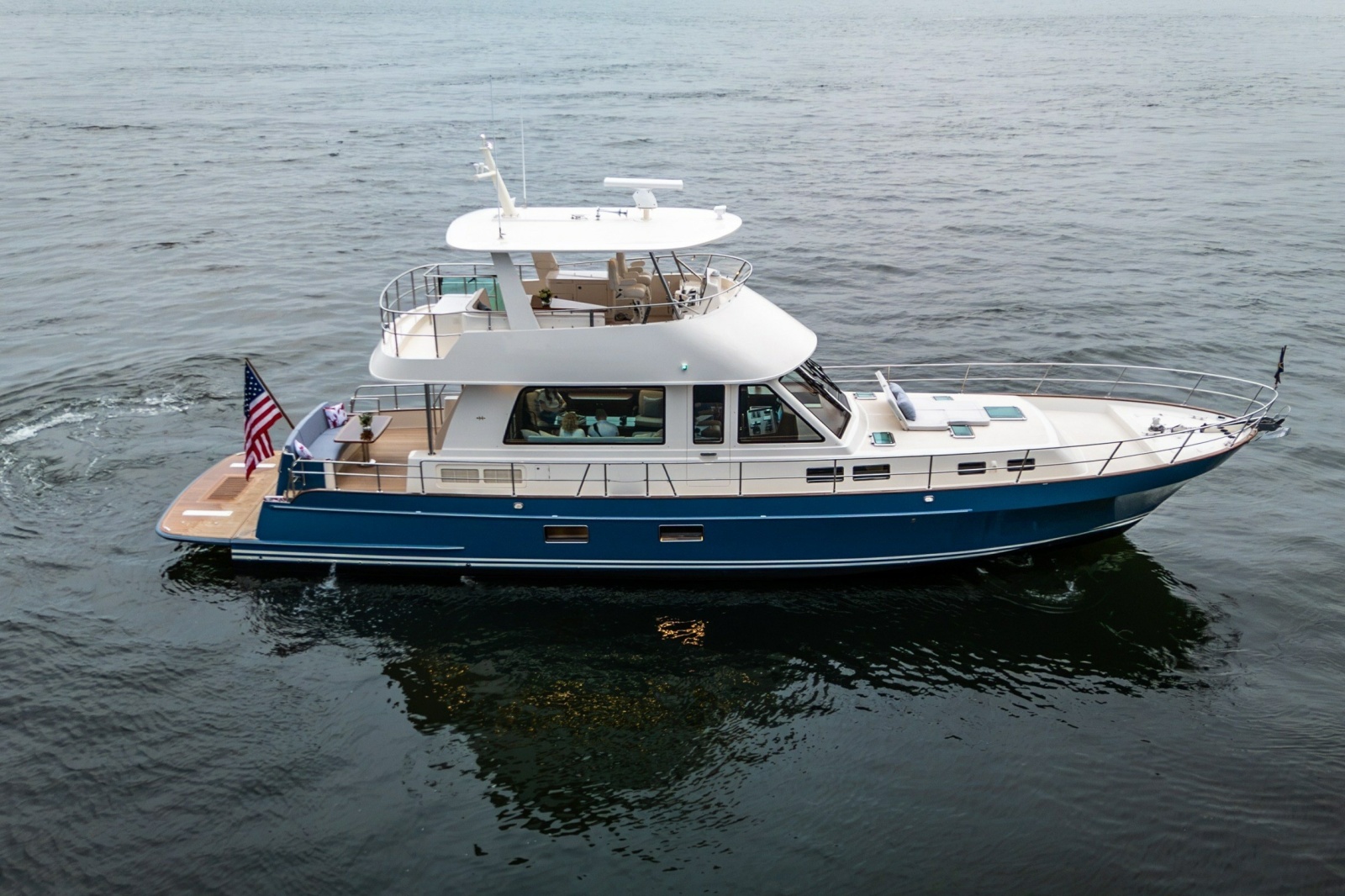 2027 Hunt Yachts 56 Flybridge