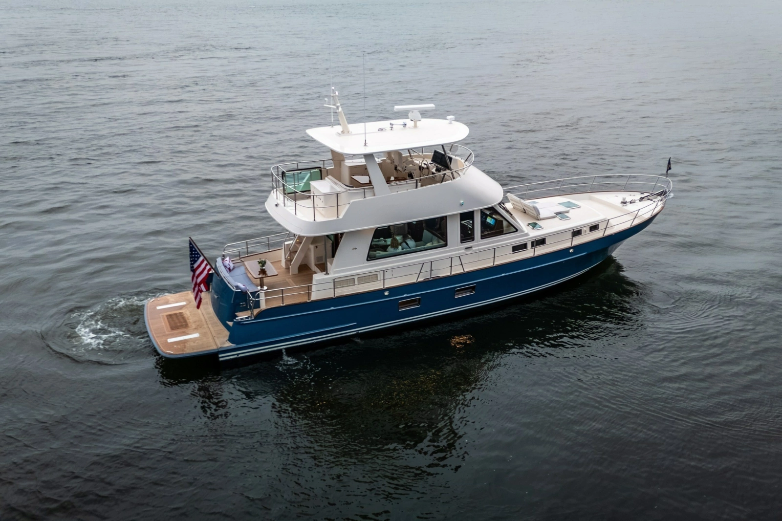 2027 Hunt Yachts 56 Flybridge
