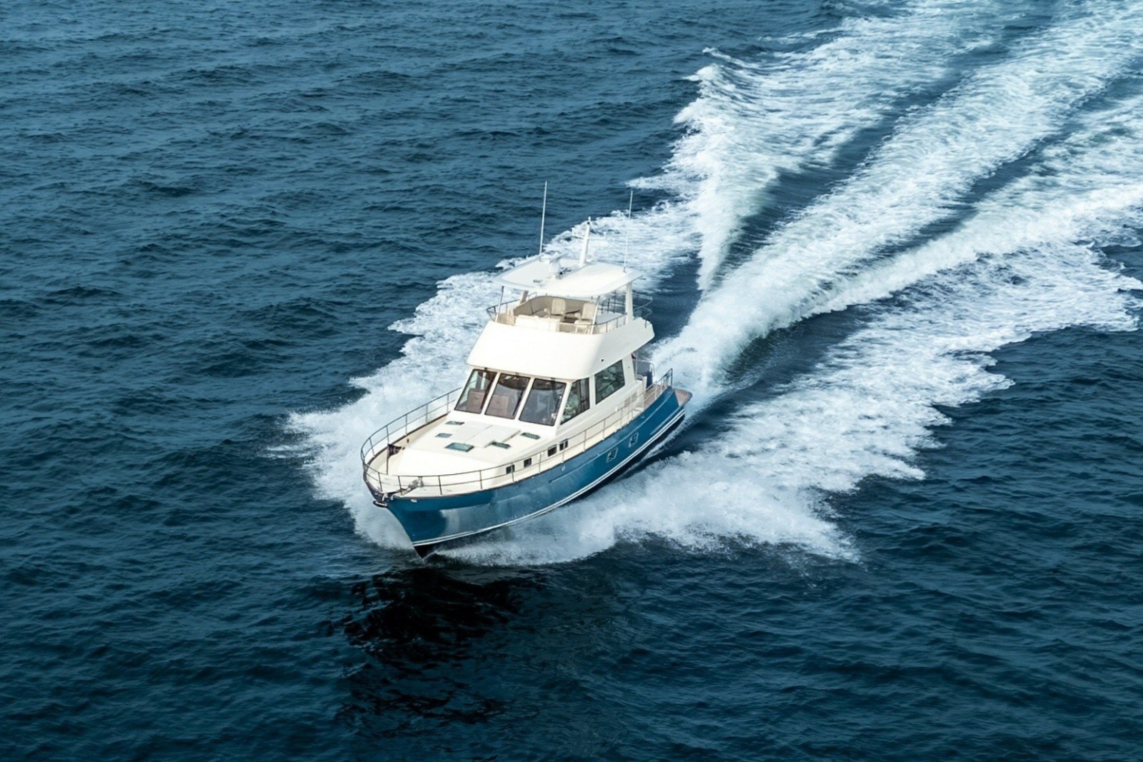 2027 Hunt Yachts 56 Flybridge
