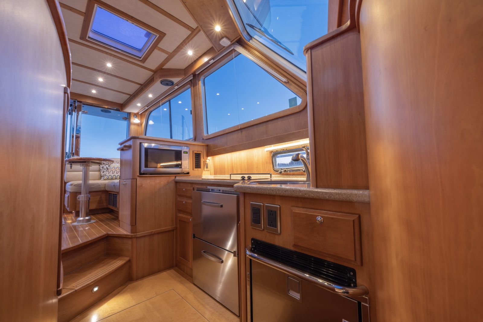 2012 Sabre 42 Salon Express