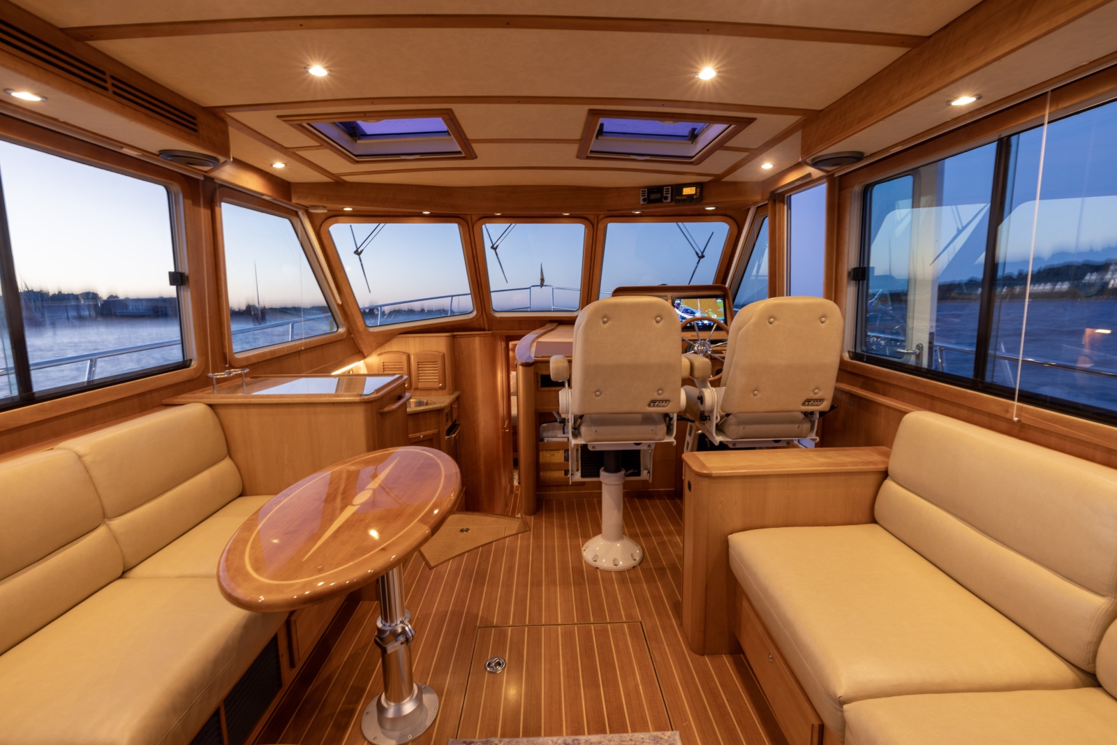 2012 Sabre 42 Salon Express