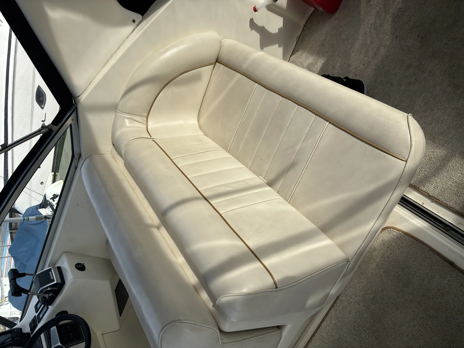 31ft Monterey Yacht For Sale