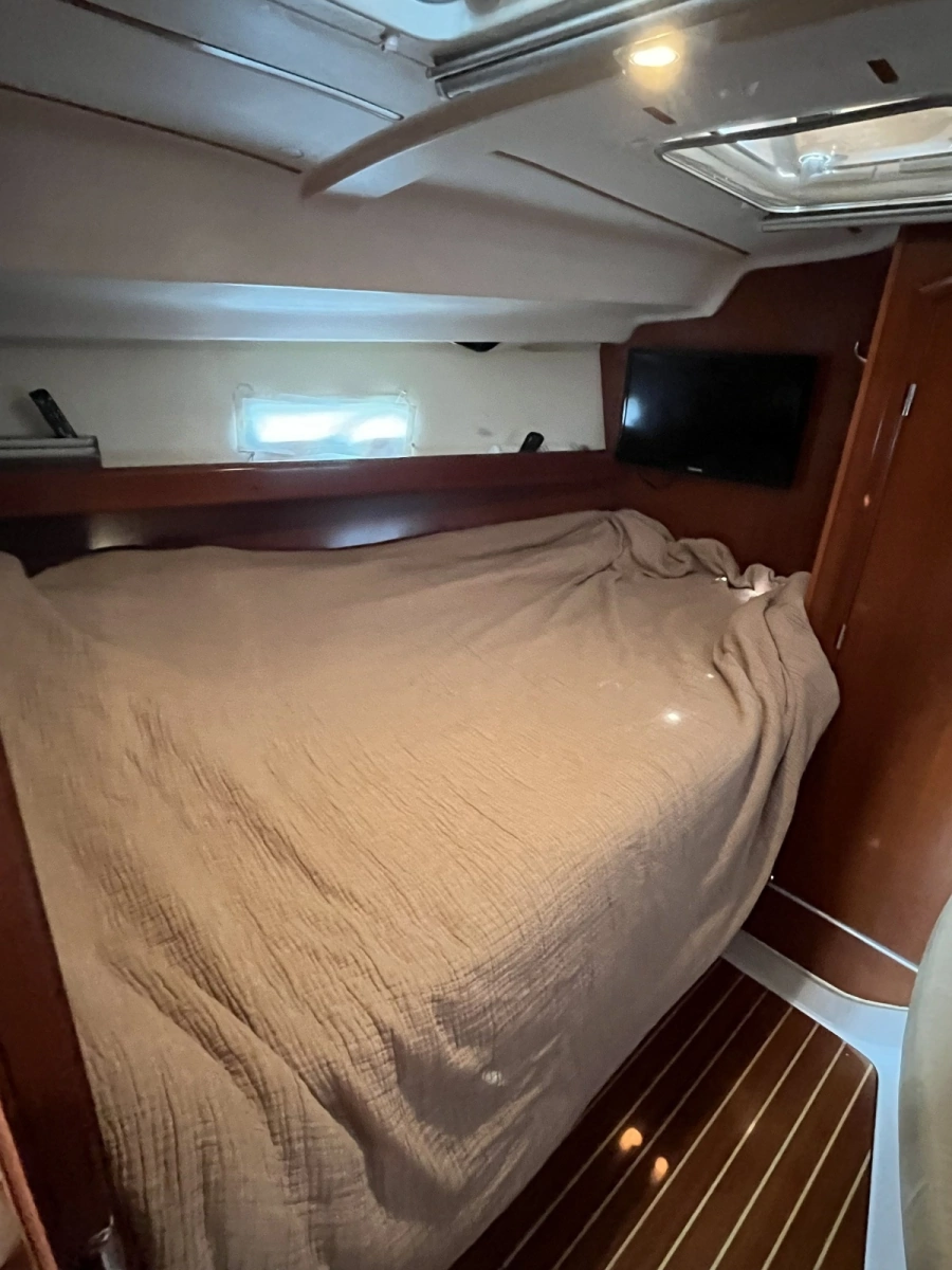 2006 Beneteau Oceanis 393