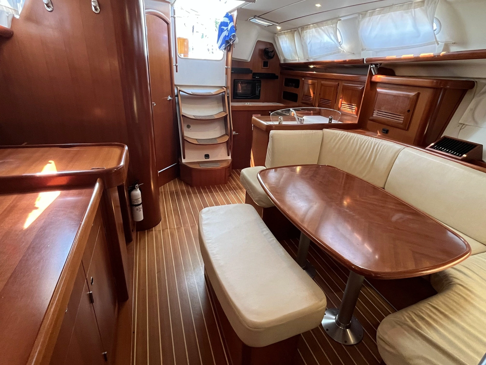 2006 Beneteau Oceanis 393
