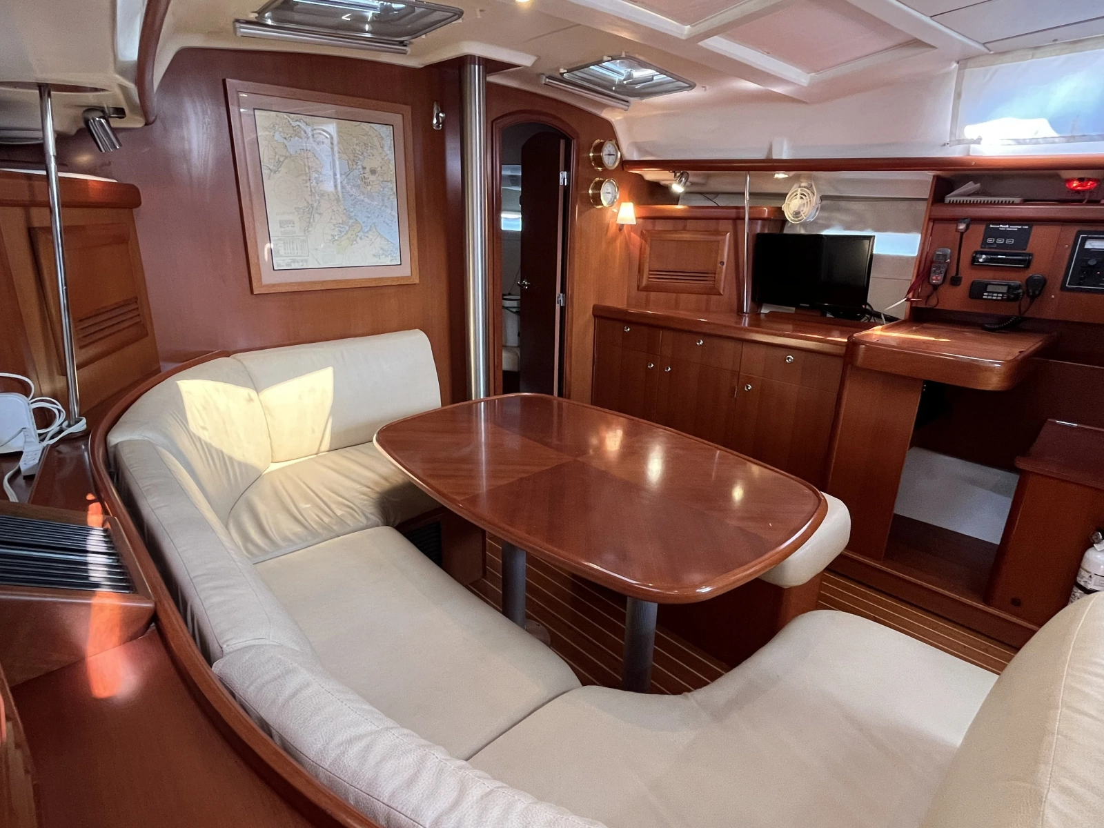 2006 Beneteau Oceanis 393