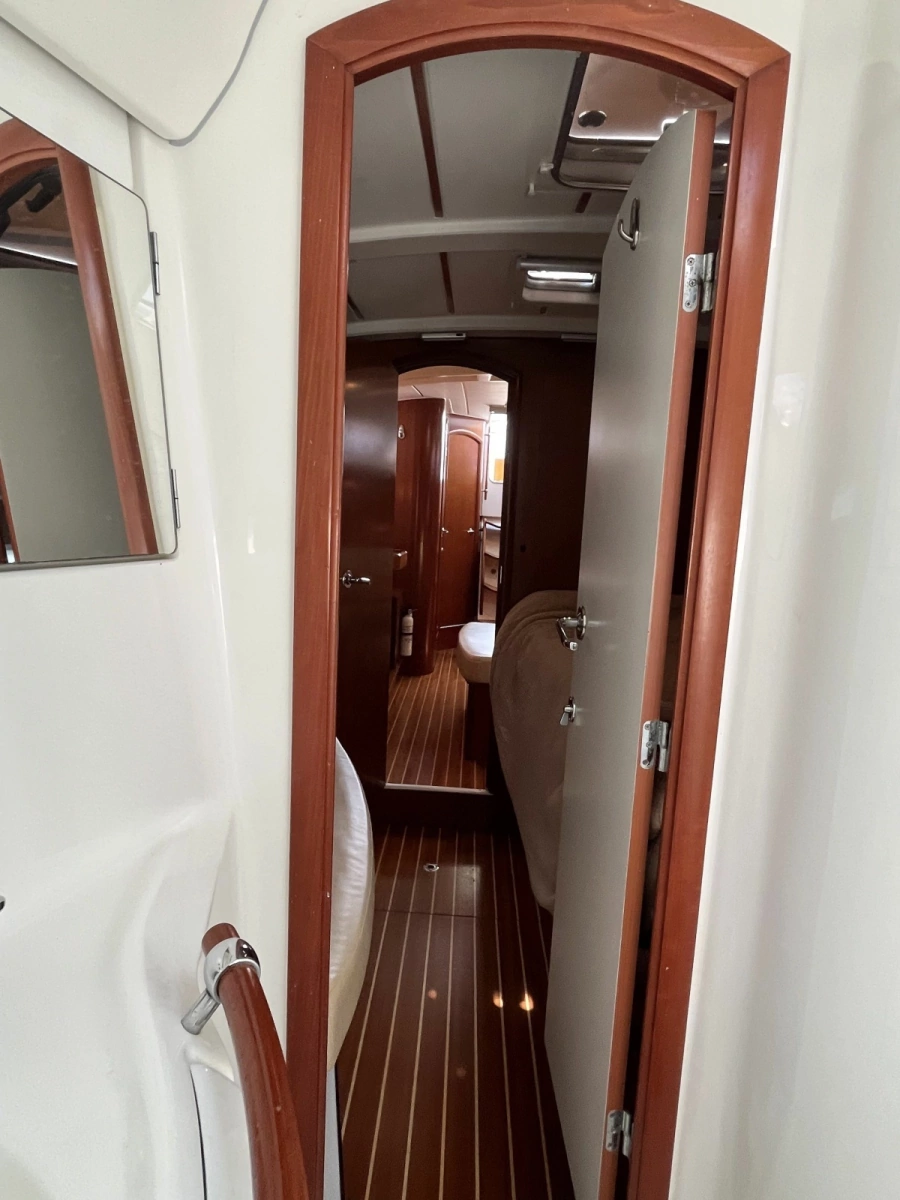 2006 Beneteau Oceanis 393