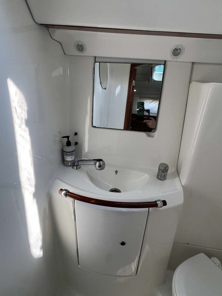 2006 Beneteau Oceanis 393