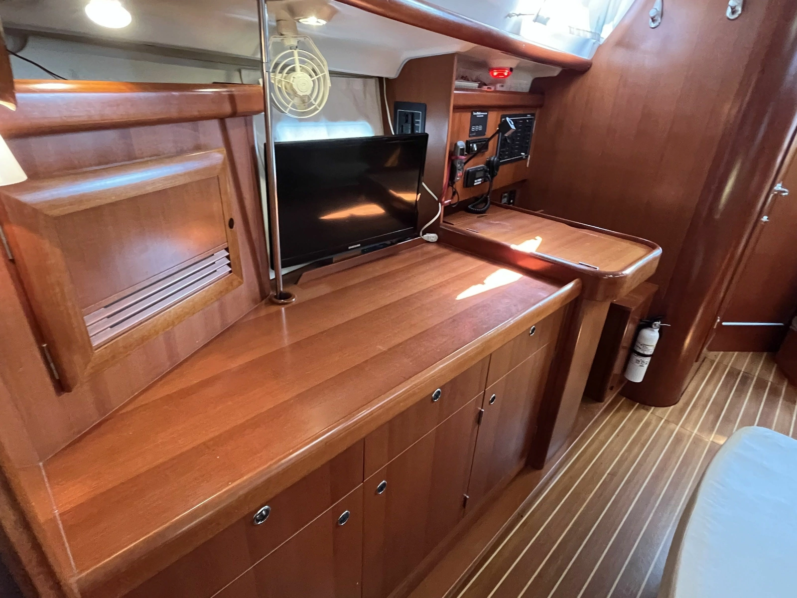 2006 Beneteau Oceanis 393