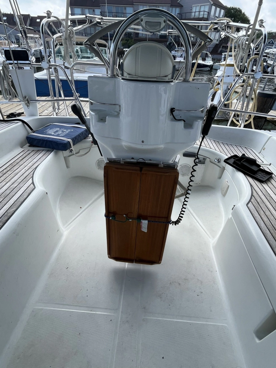 2006 Beneteau Oceanis 393