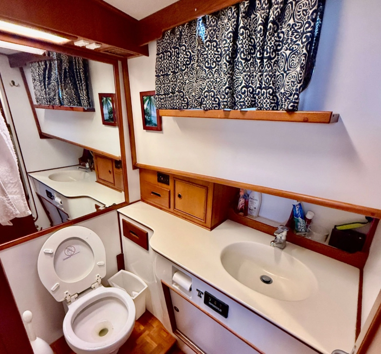 52ft Grand Banks Yacht For Sale