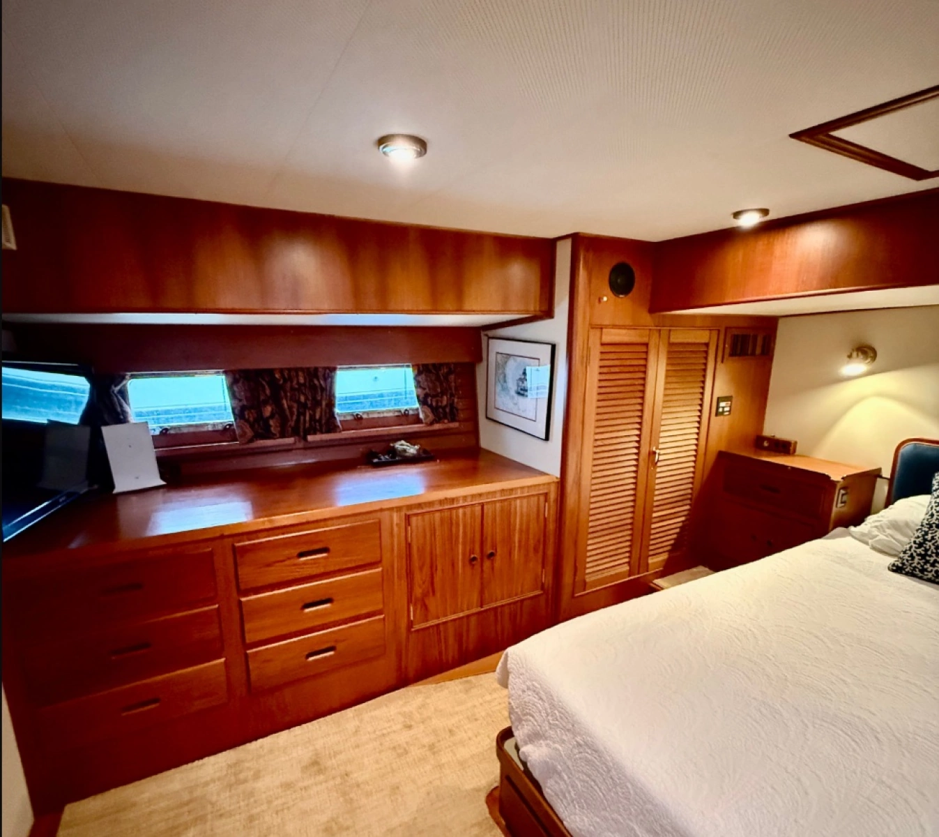 52ft Grand Banks Yacht For Sale