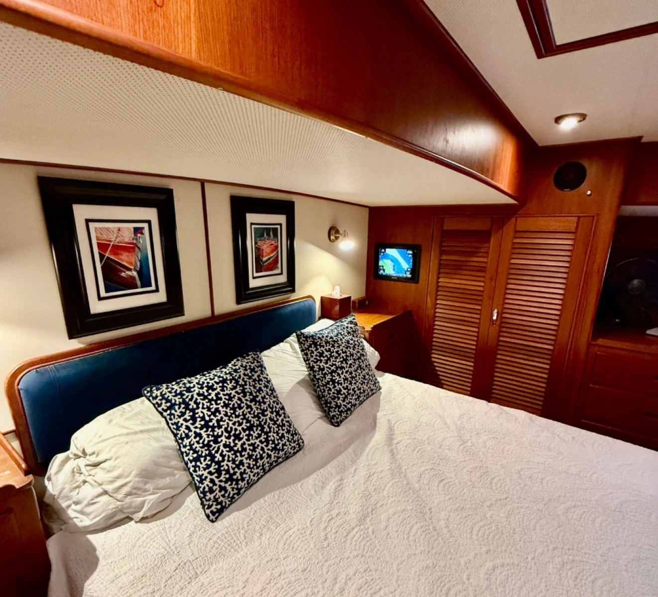 52ft Grand Banks Yacht For Sale