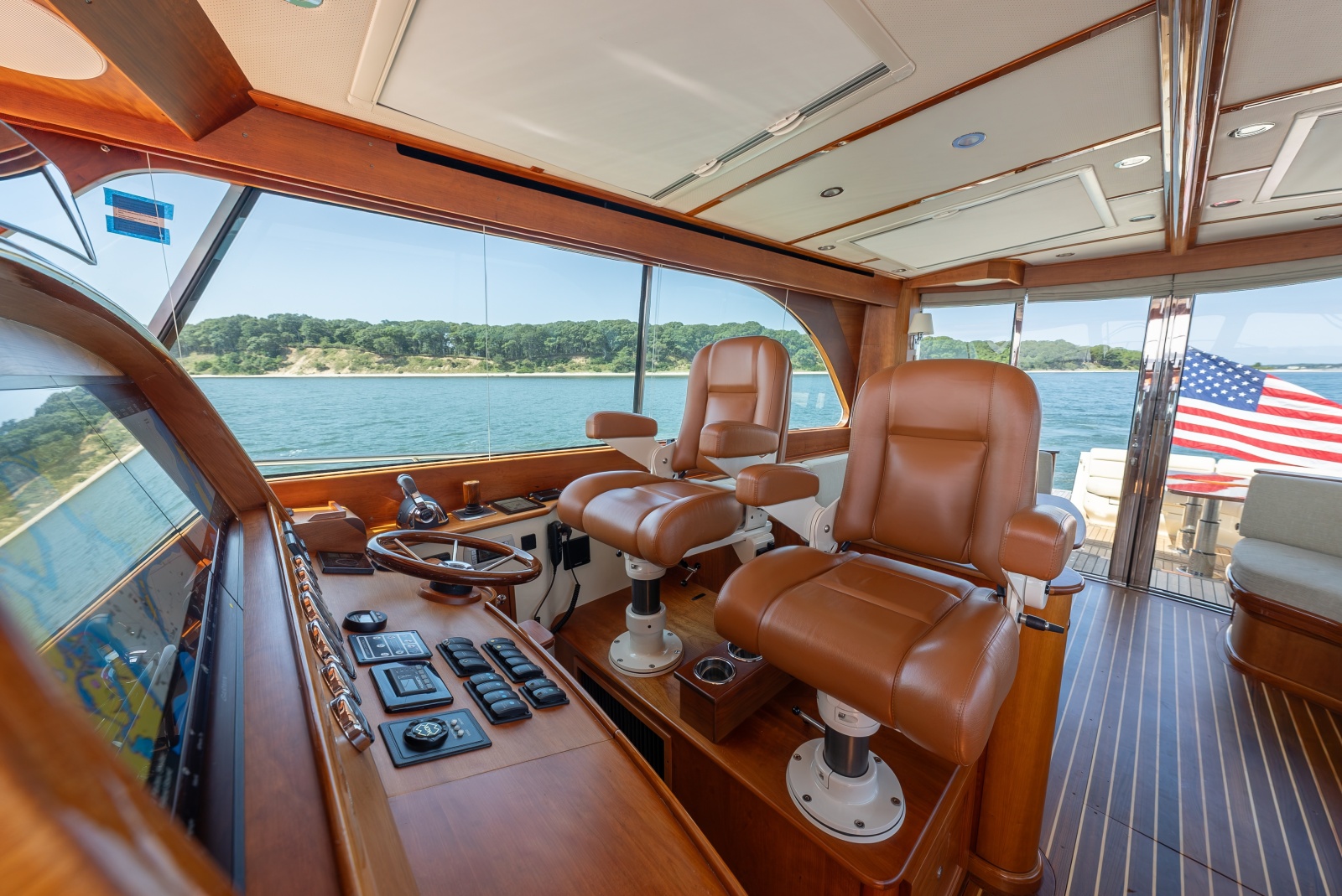 Helm Seats