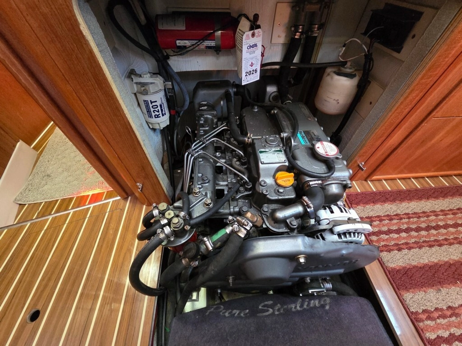 2007 Hunter 44 Deck Salon